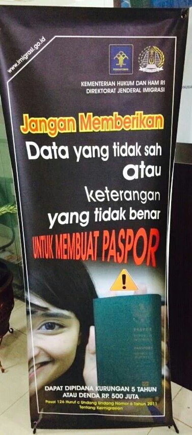 paspor data palsu